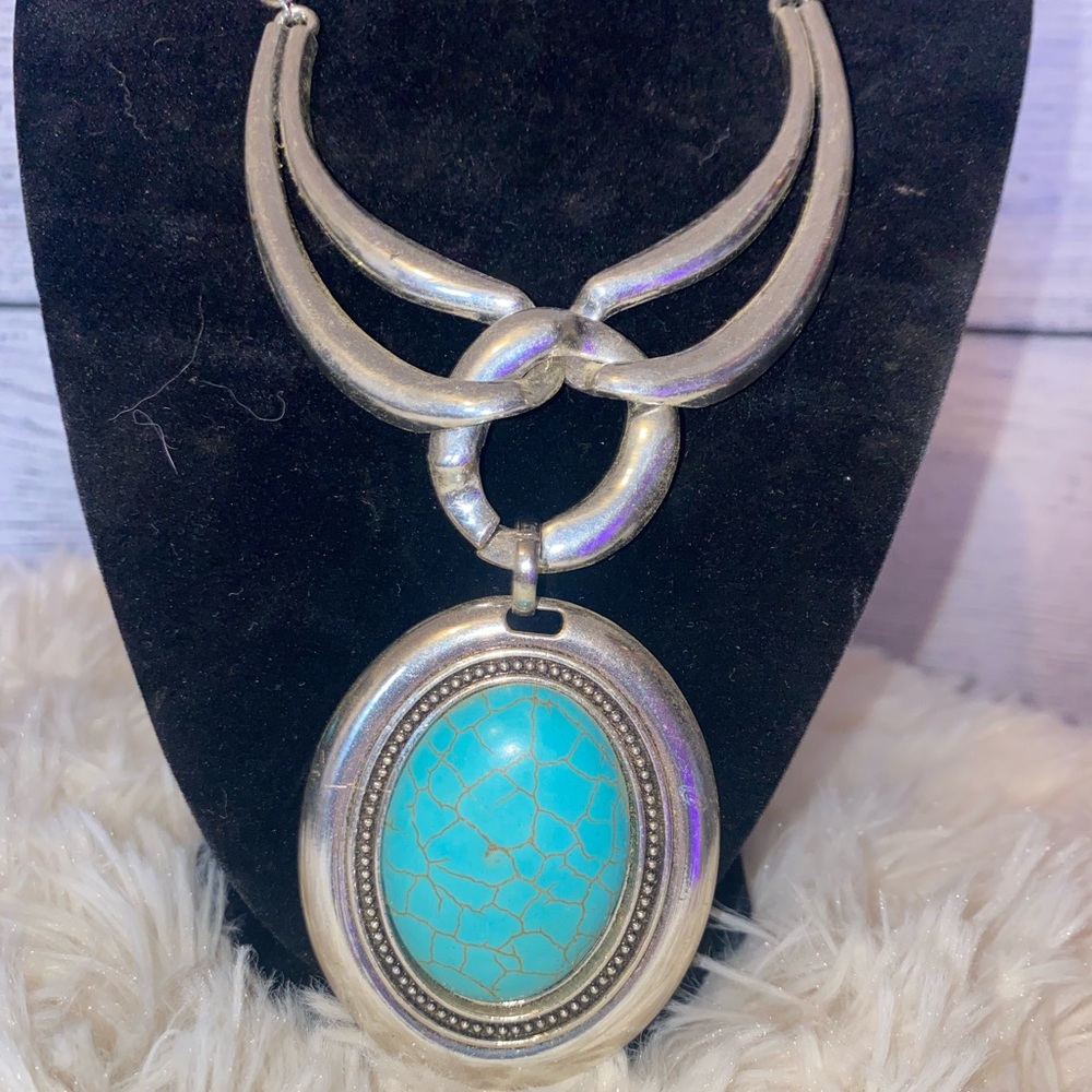 Turquoise Necklace and earring set - Picture 4 of 4